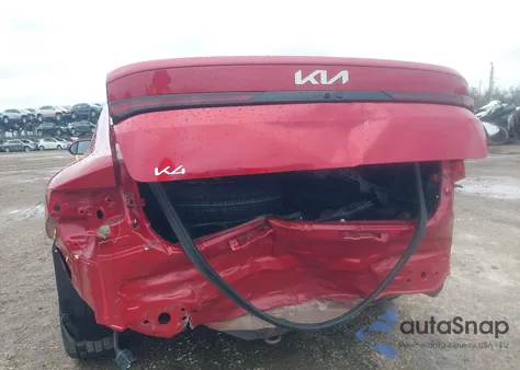 2025 Kia K4 Ex z USA, uszkodzony, nr VIN 3KPFU4DE8SE171195